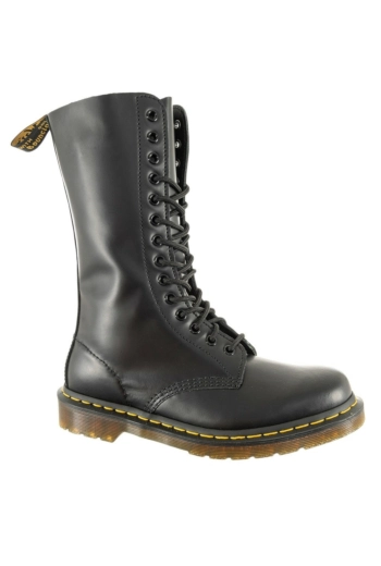 Dr Martens nouvelle collection d couvrir