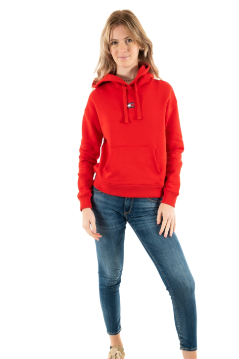 sweat tommy jeans bxy badge xnl deep crimson main product photo