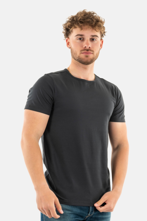 Tee shirt levi's® solid crew 2p 884 jet black main product photo