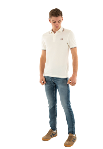 Polos fred perry mm3600 y20 lecr/slvrbl/cnmn