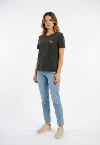 Tee shirt only lucy black loni leo heart