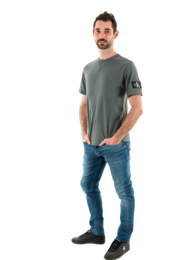 Tee shirt calvin klein jeans badge regular psl endless grey